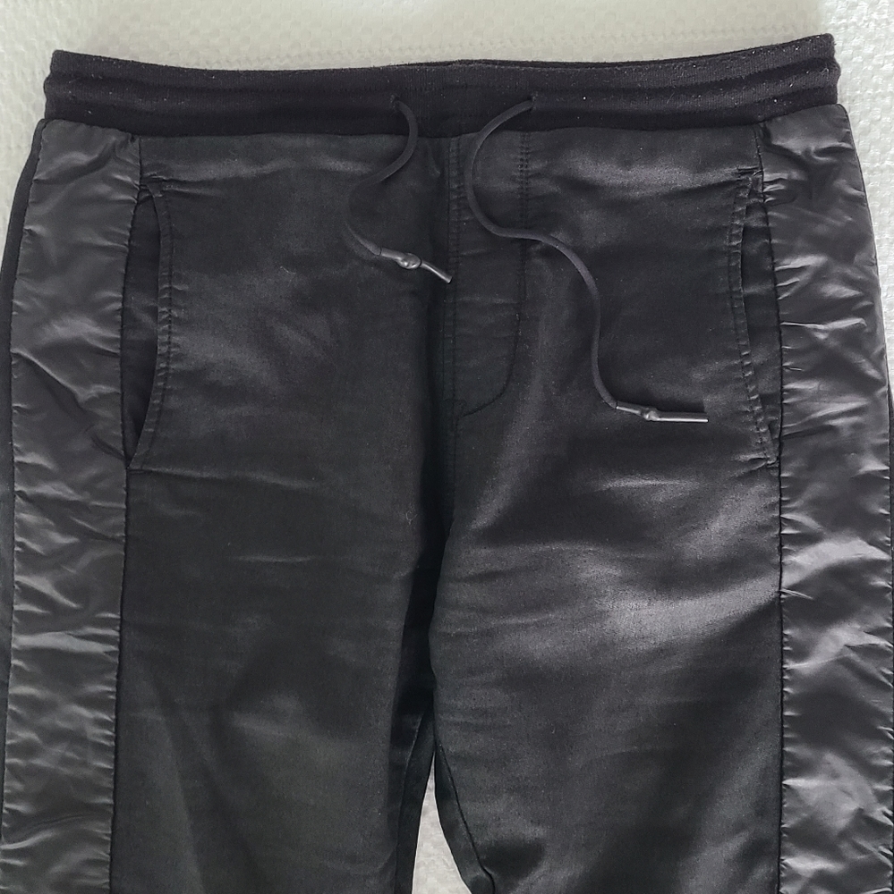 ✨️Any 3 for $10✨️ Buffalo Men's Large Black Joggers